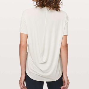 Lululemon Fall in Place Short Sleeve Shirt 6 Heathered Ocean Mist White